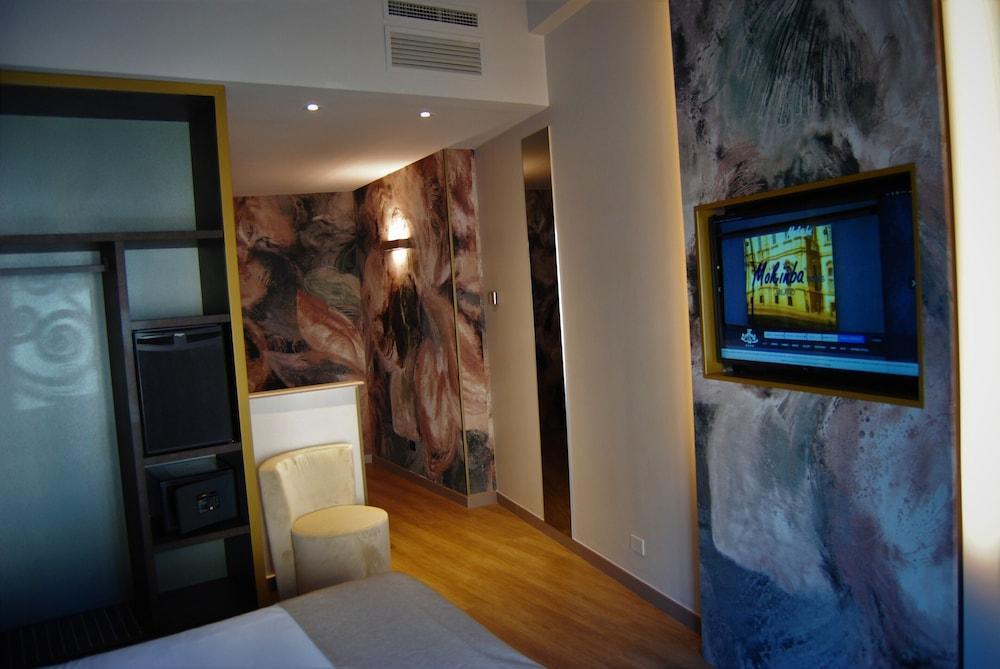 Mokinba Hotels King Милано Екстериор снимка