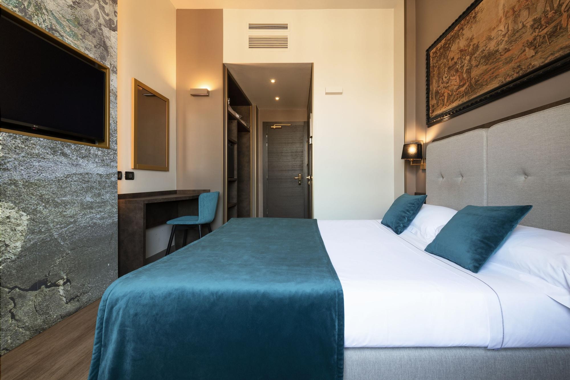 Mokinba Hotels King Милано Екстериор снимка