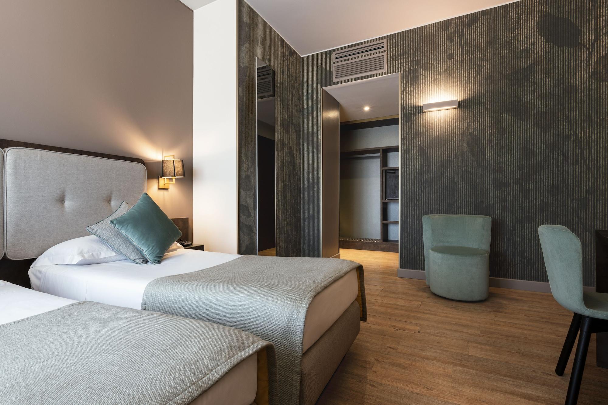 Mokinba Hotels King Милано Екстериор снимка